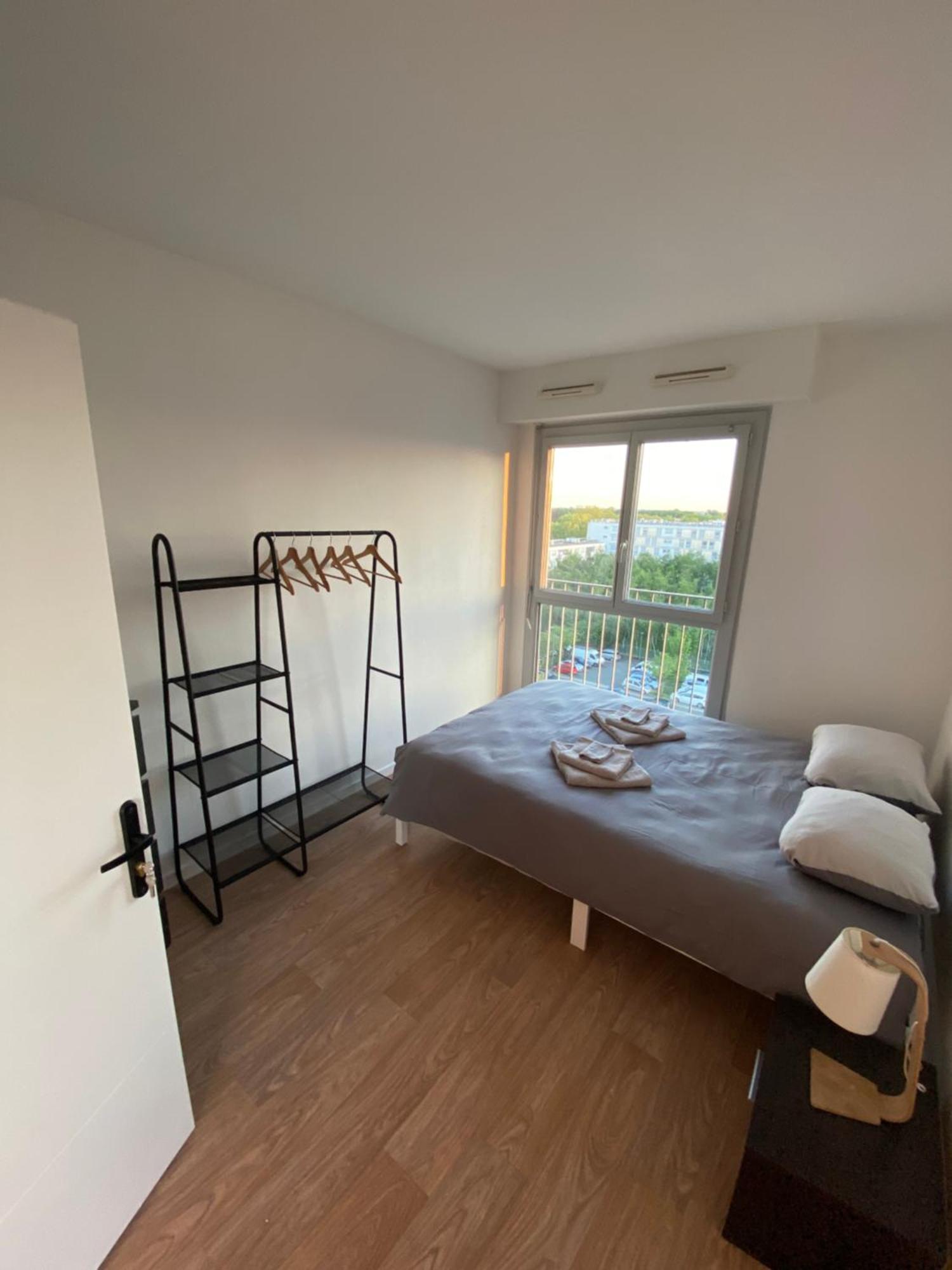 Appartement Spacieux - 10' Gare Angers Exterior photo