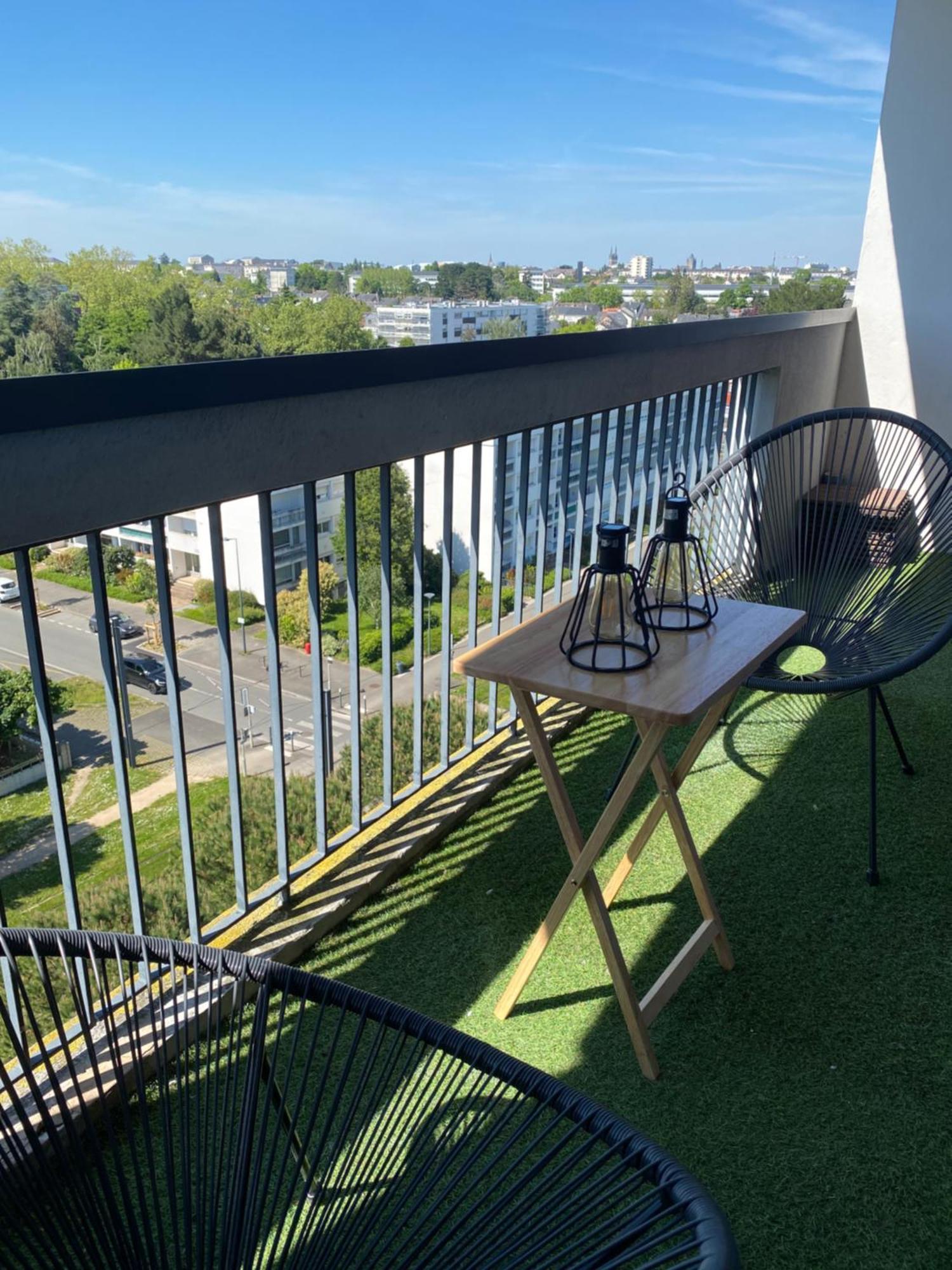 Appartement Spacieux - 10' Gare Angers Exterior photo